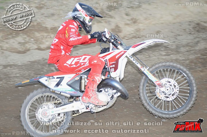 _ROB0385 (Copy).jpg